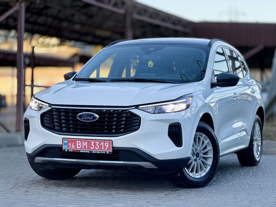 Ford Escape 2024 hybrid 2.5 awd