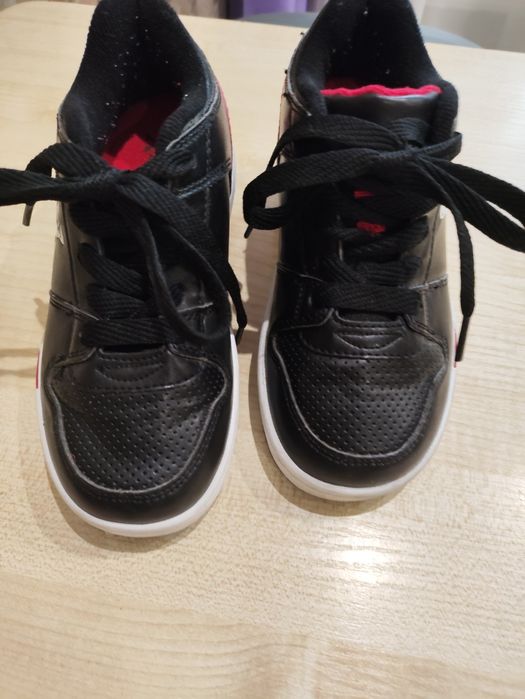 Кроссовки ролики