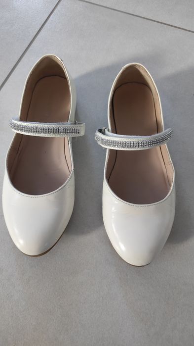 Skórzane baleriny Lasocki 33 białe cyrkonie