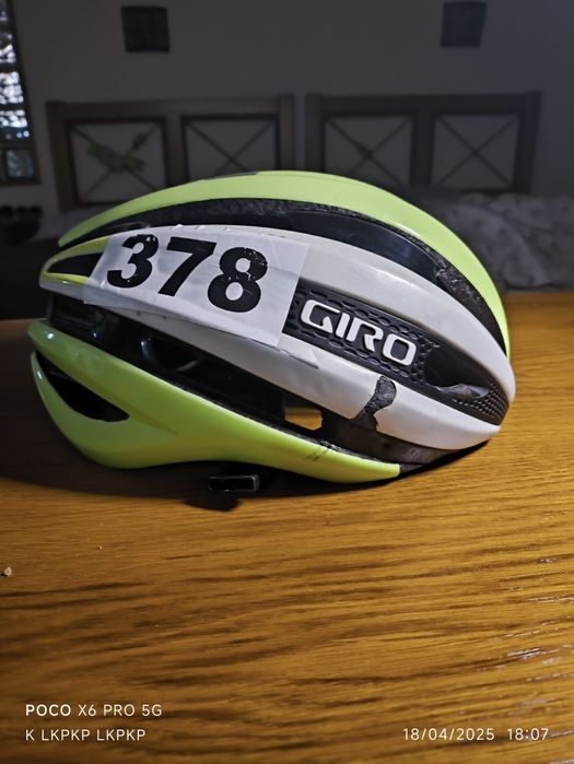 Capacete ciclismo giro