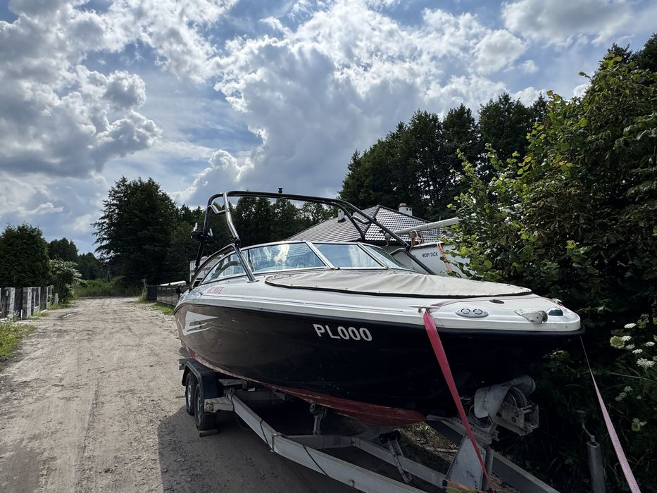 Motorówka Sea ray 200 select