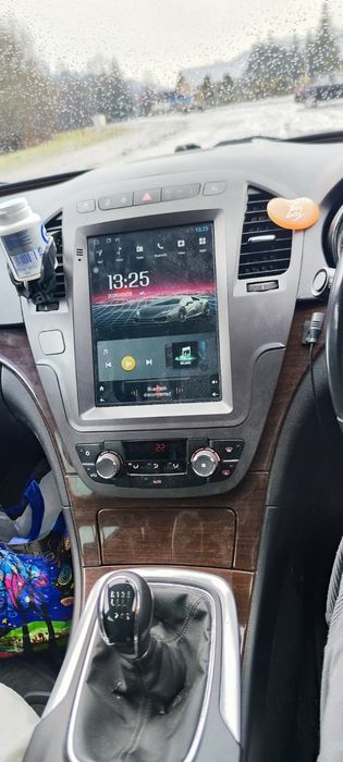 Opel     Insignia
