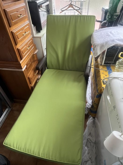 Espreguicadeira com almofada