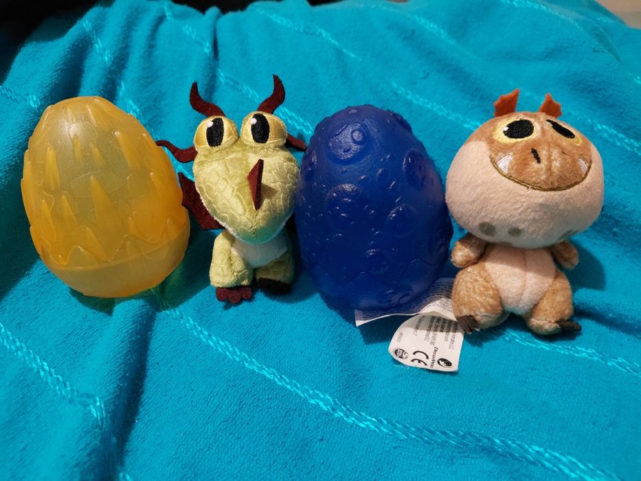 Мини дракончики в яйцах