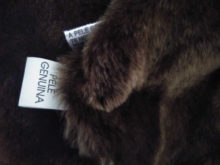 Casaco em pele/pêlo verdadeiro. Novo.