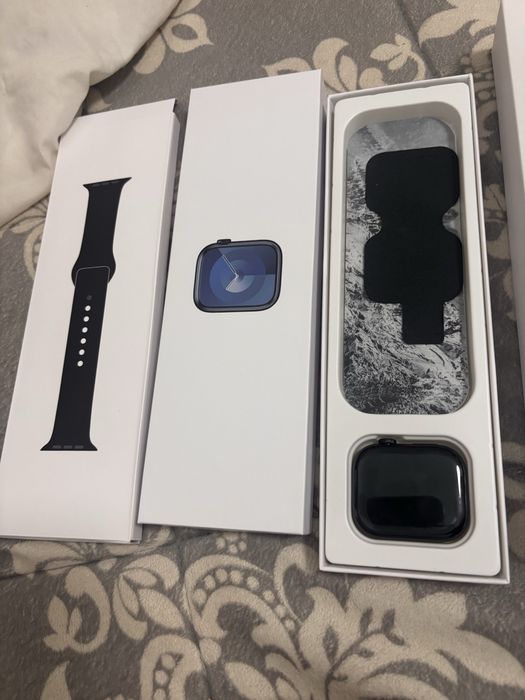 Apple Watch series 9 45mm Midnight se S/M Gps