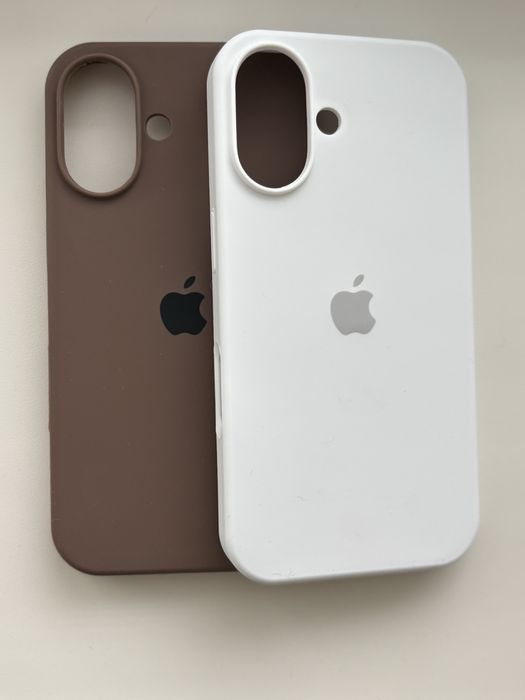 Продам чехли на іPhone 16