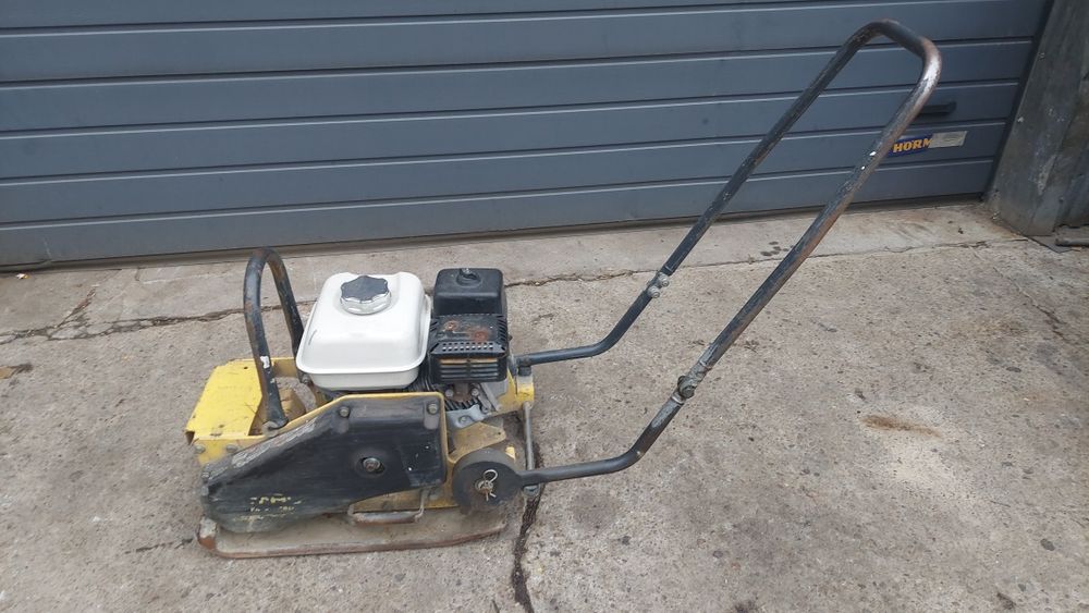 Zageszczarka Bomag silnik Honda