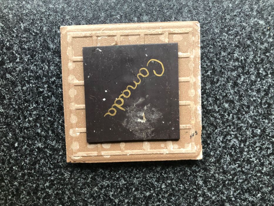 Artesanato Folha Plátano Canadá em vidro  (Oferta Magneto)