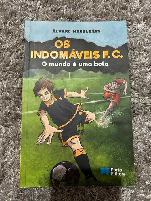 Os Indomáveis F.C. - O mundo é uma bola