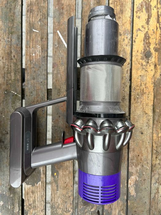Акумуляторний пилосос DYSON V10