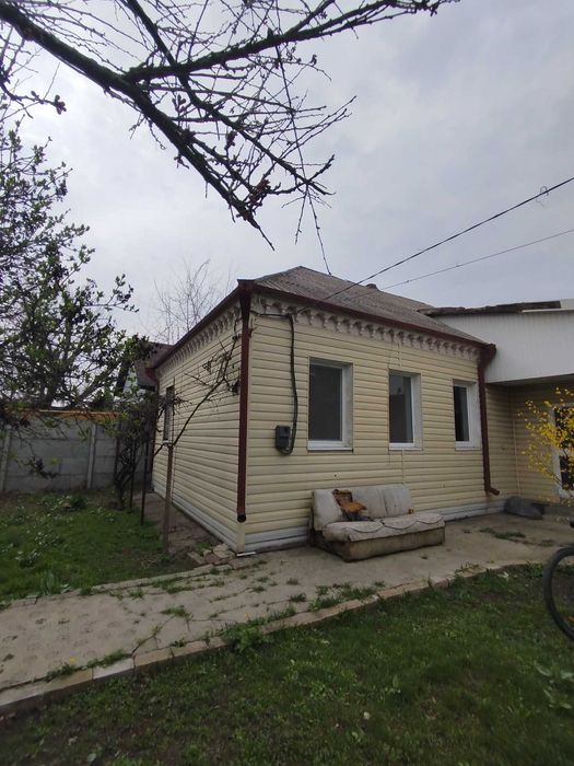 Продам будинок 70 м. кв. 18 соток. Підгородне