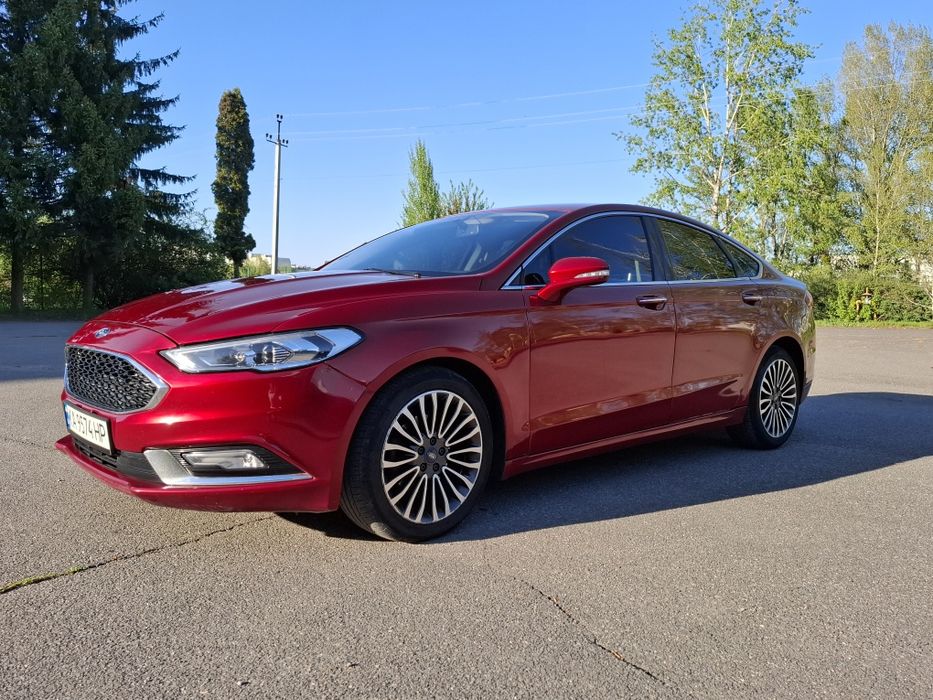 Ford  Fusion 2017 в максимальній комплектації