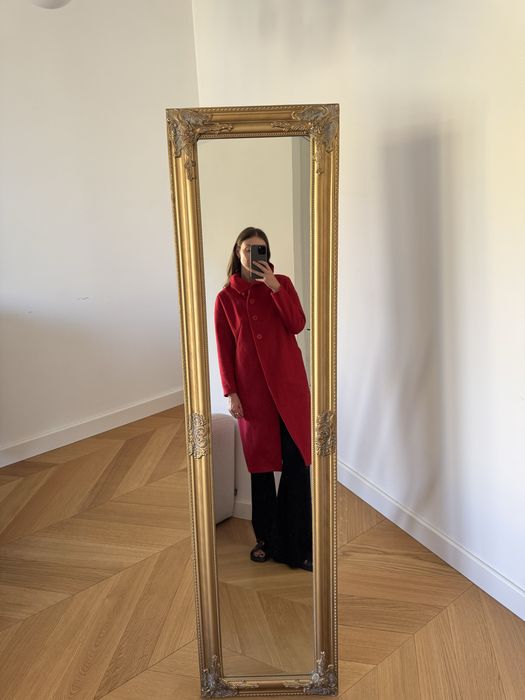 Czerwony płaszcz S 36 oversize luźny krój dwurzędowy z kołnierzem