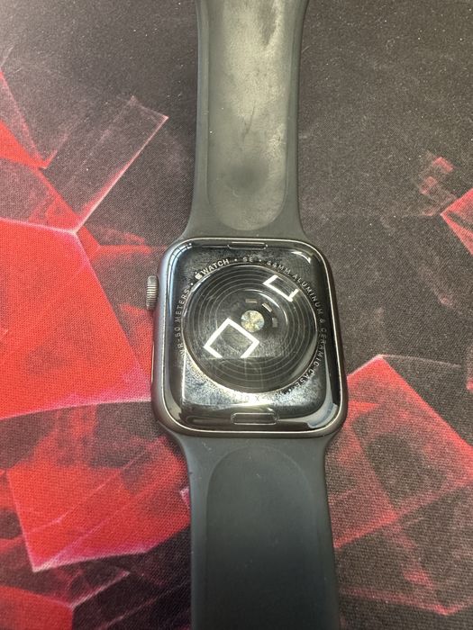 Apple Watch SE 44mm (A2352)