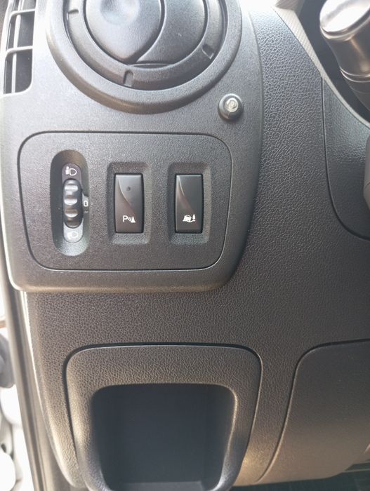 Рено мастер 2015року