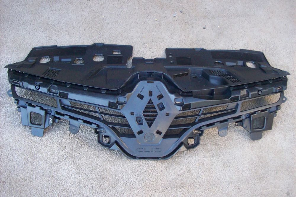 grill renault clio 4