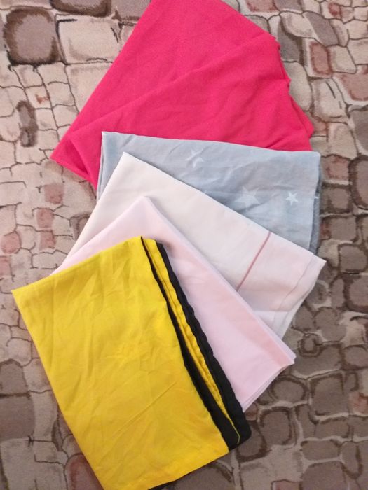 Наволочках секонд постільна білизна