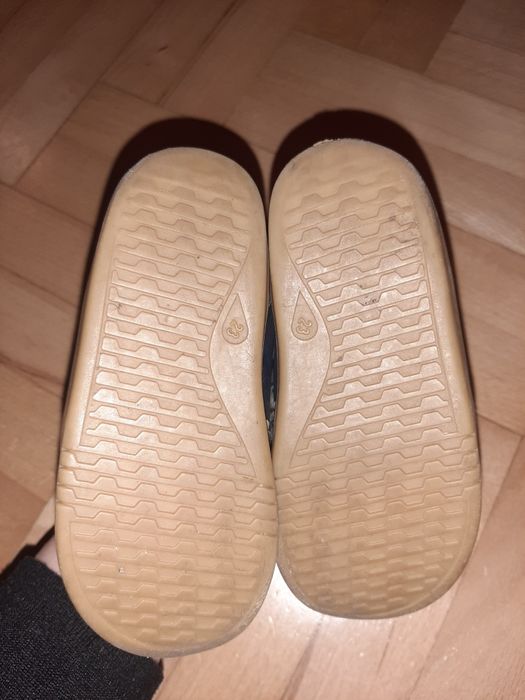 Butki na rzepy rozm 23