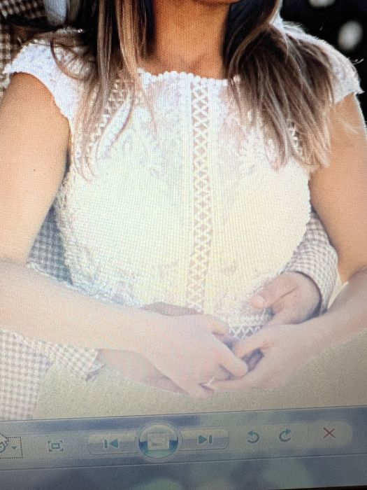 Вишукана весільна сукня