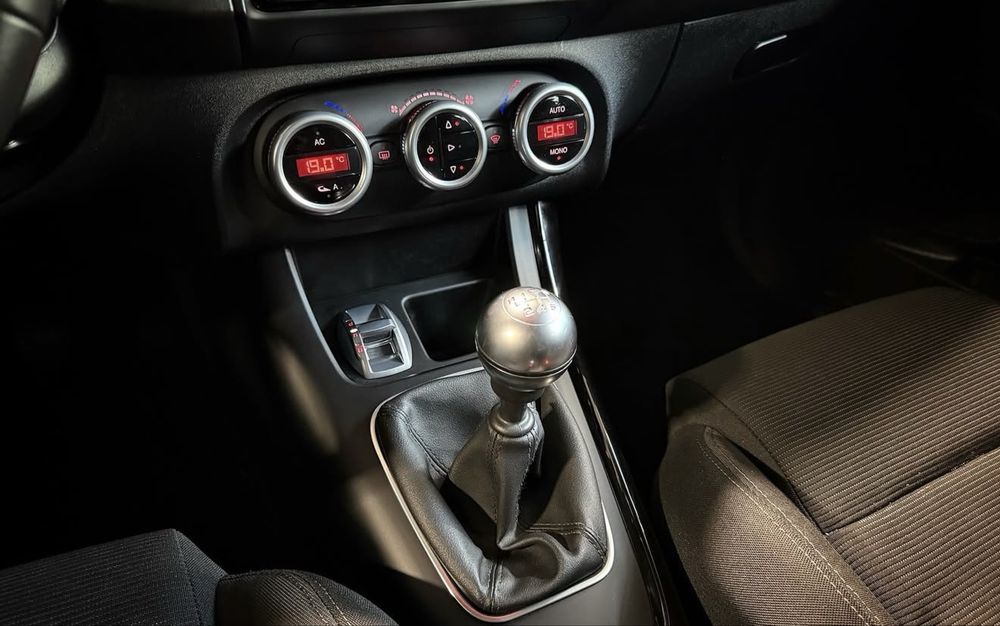 Alfa Romeo Giulietta 1.6 JTDm 105cv