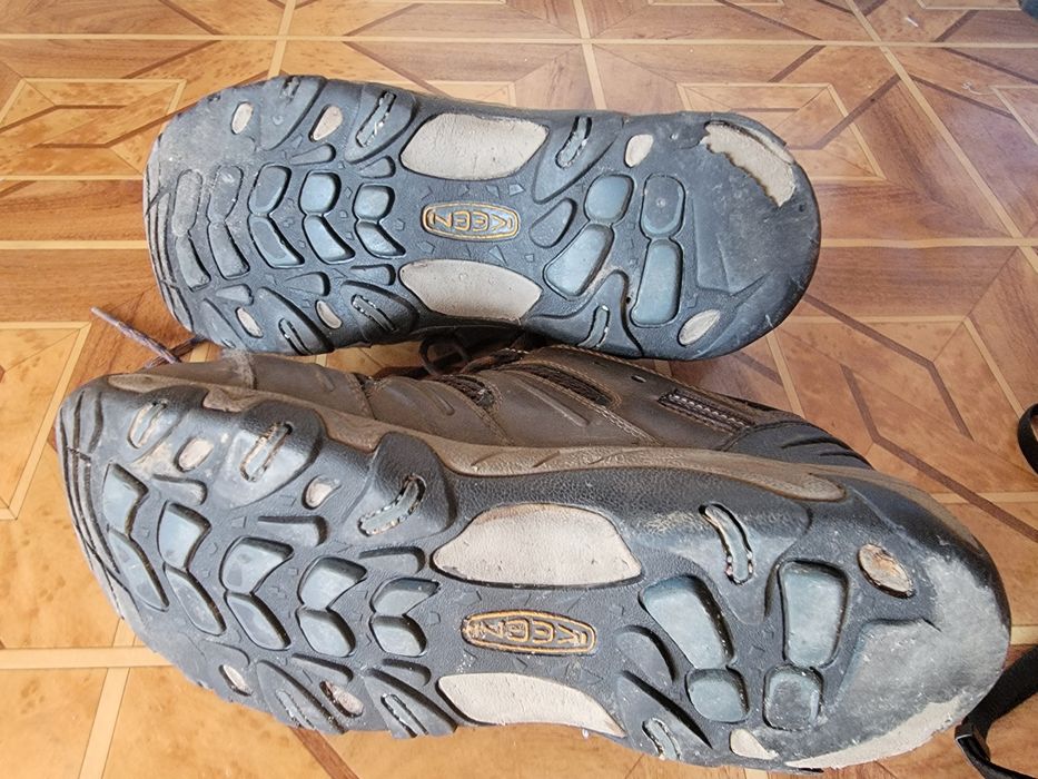 кроссовки keen туристические