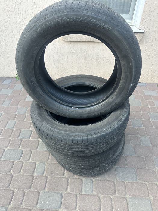Bridgestone 225/60/18