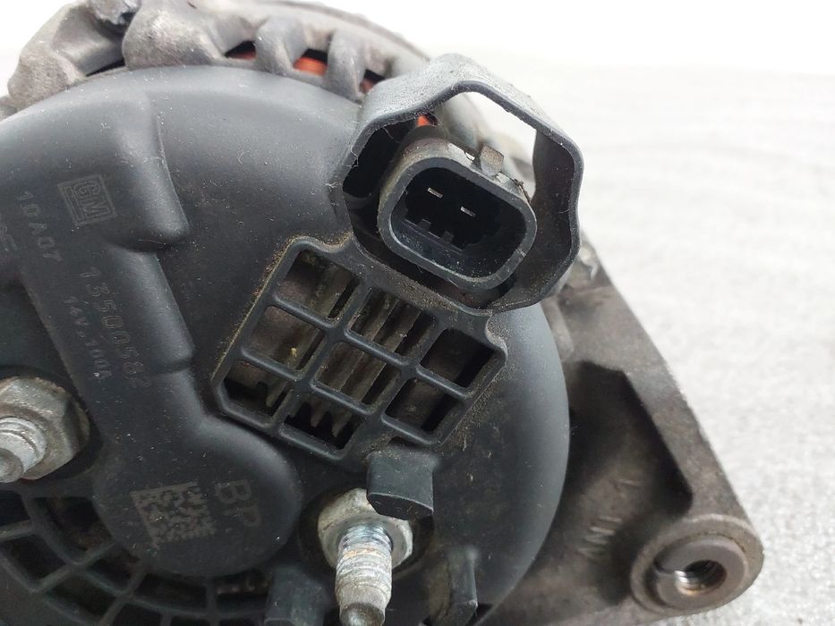 Alternador OPEL Astra J