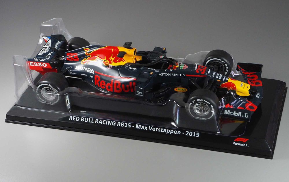 Miniatura Automóvel Formula 1 - Max Verstappen - Escala 1:24 de alta qualidade