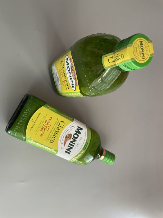 Оливкова олія холодного Extra Virgin Італія. Оригінал Моніні Classico