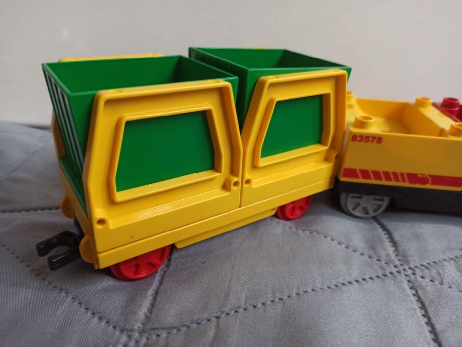 Zestaw wagonów Lego Duplo