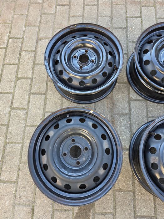 4x felgi stalowe 4x100 Hyundai 6X15 ET 52 otwór 54.1 orginalny komplet!