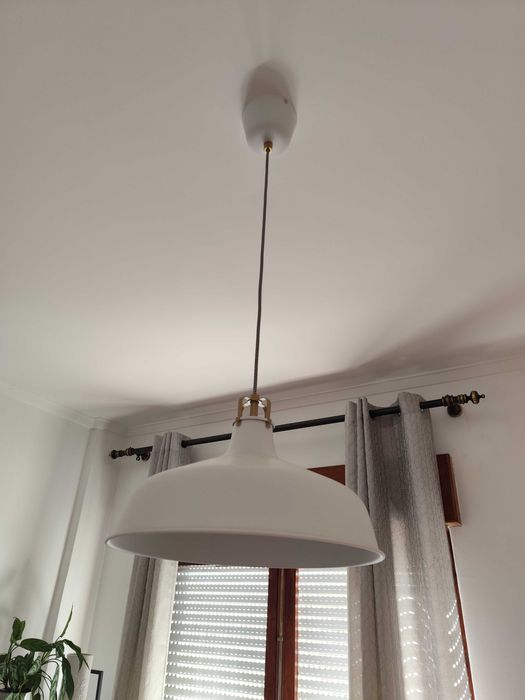 Candeeiro branco 28 cm