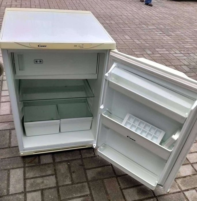 Lodówka Candy podblatowa