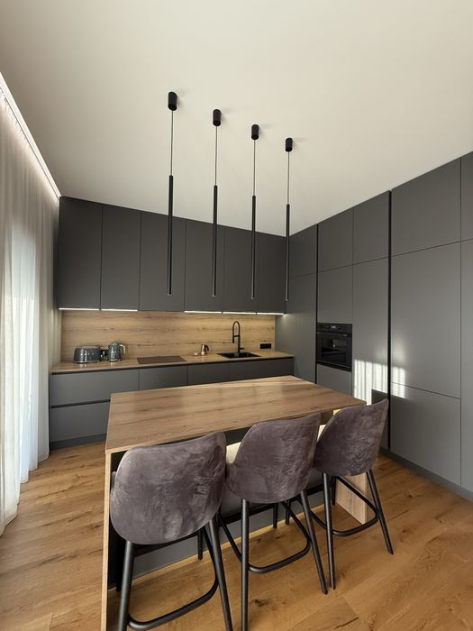 Продаж елітного будинку 3 кімнати | 4 сотки землі | Тераса |Гардеробна