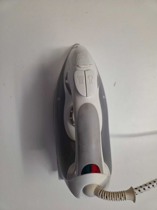 Żelazko zelmer 28Z010