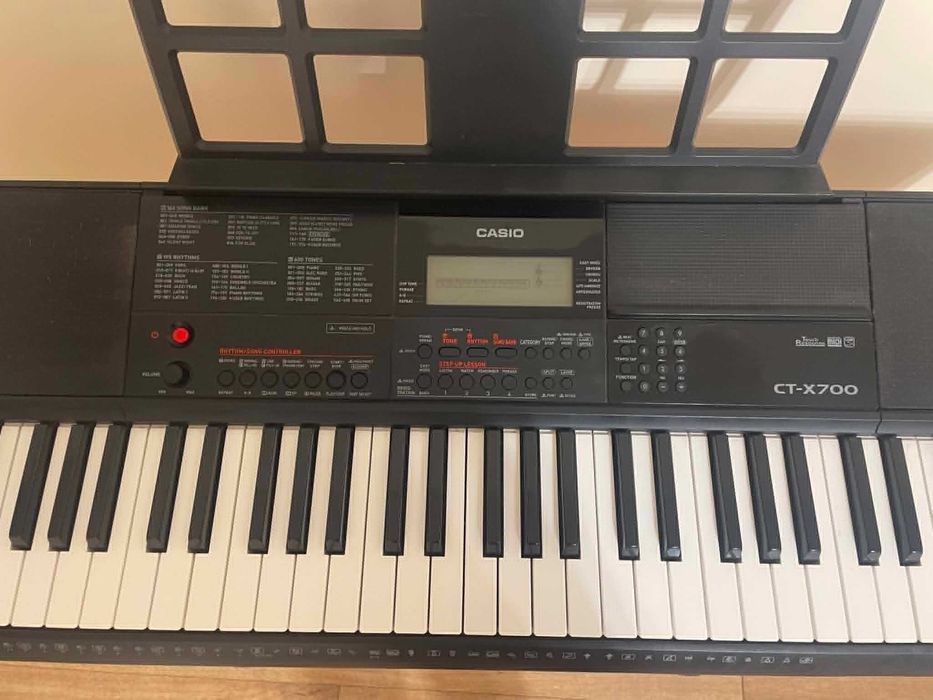 Keyboard Casio ct-x700