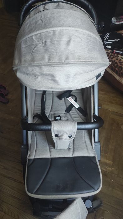 Продам коляску практически новая