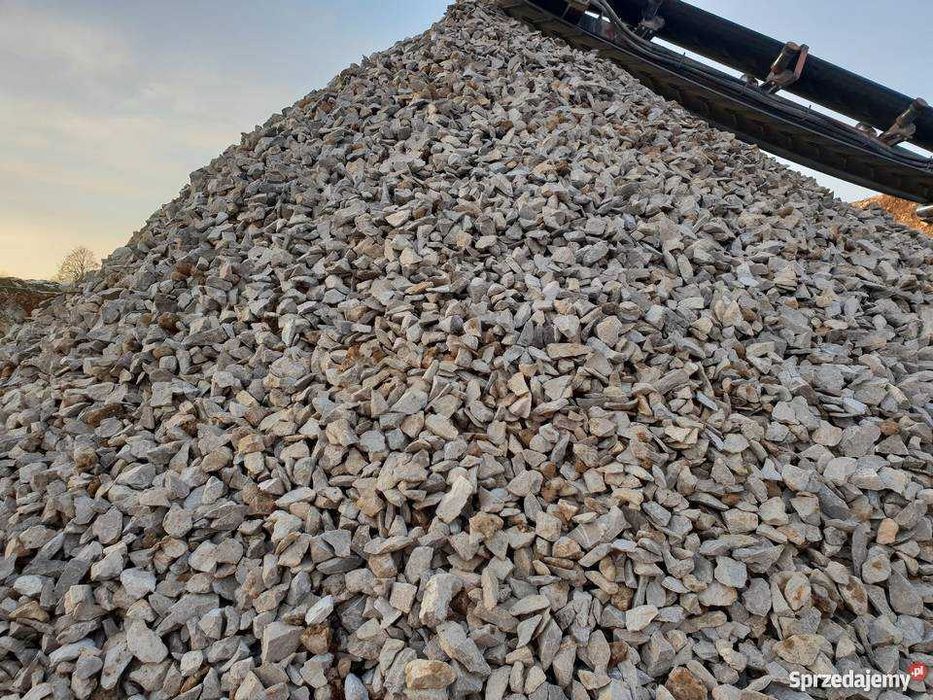 Podsypka betonowa pod kostke  stabilizacja odsiew półsuchy beton B