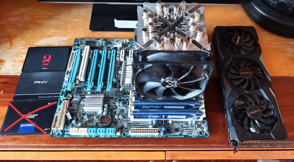 Комп'ютер RX5500XT 4gb + ОЗУ 12gb (3 по 4gb) 1600 DDR3 + Xeon x5670 + Chieftec GPS-600A8 600W + Проц кулер Scythe Ninja 3 + SSD 300gb (60gb + 240gb)