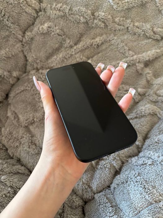 iPhone 15 на розбор