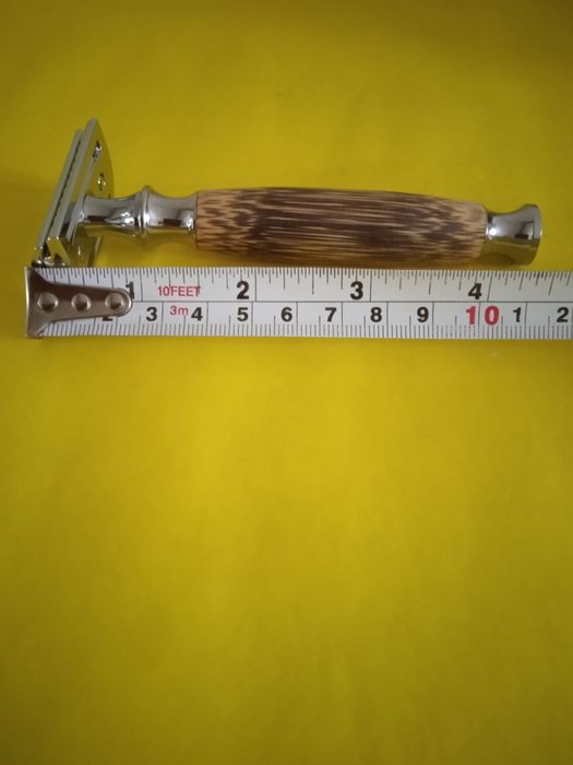 Станок для гоління.