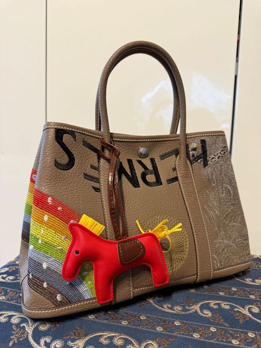 Torebka do ręki. Bardzo pojemna