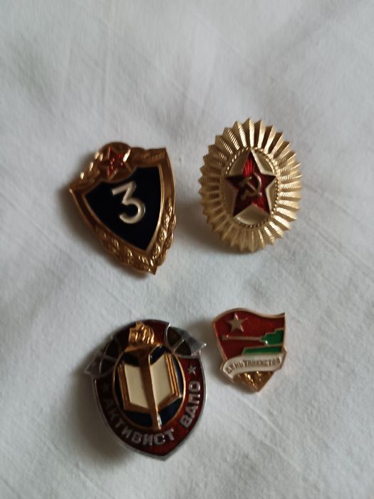 Значок офицерский классность и другие военные