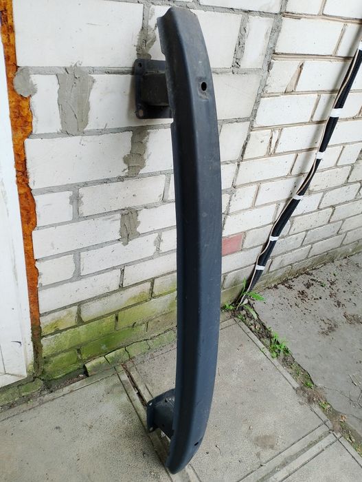 Дровокол ресори причина відбійник задній шкода фабія 2006.