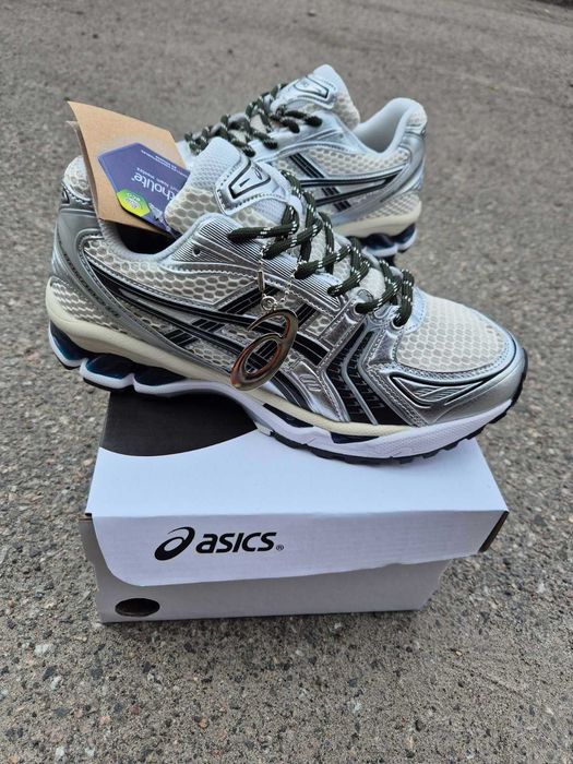 Чоловічі кросівки Asics Gel Kayano 14