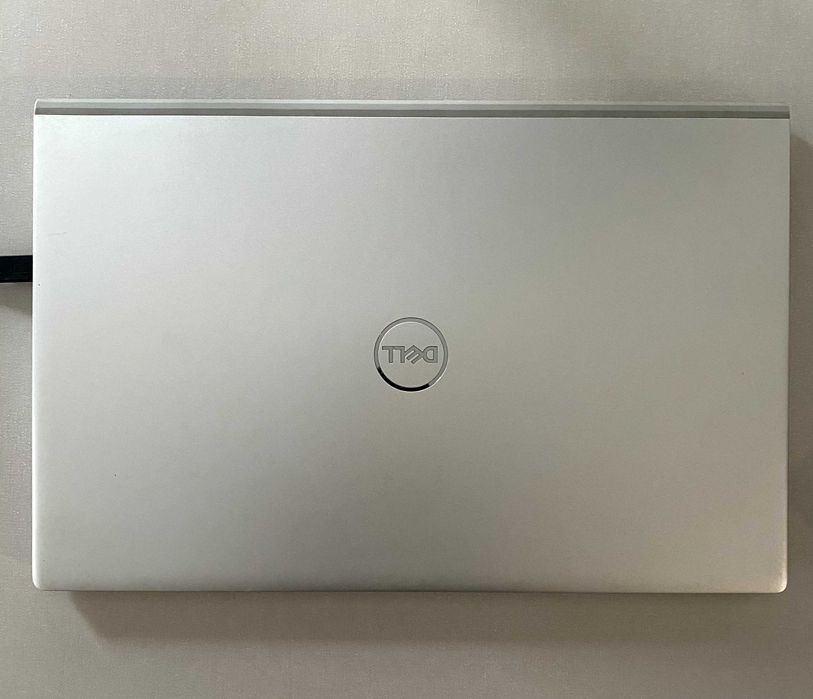 Dell Inspiron 15 5501 i7 / 12GB RAM / SSD 1TB / MX330