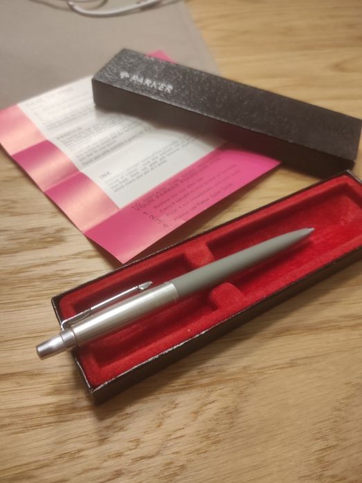 Parker Jotter Made in England – kolekcjonerski,  pudełko i instrukcja