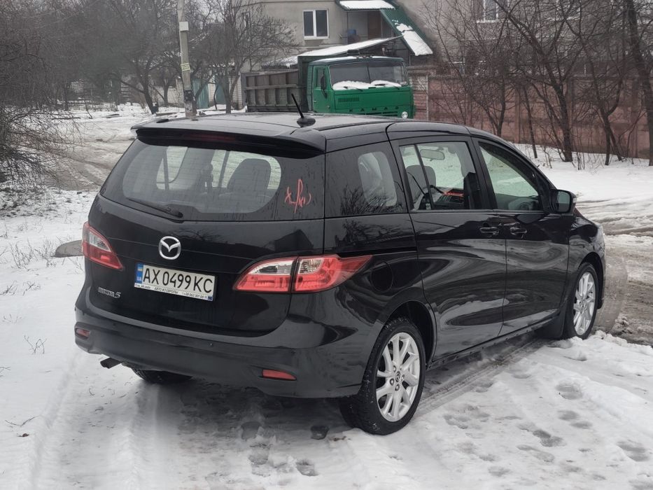Mazda 5 мінівен автомат