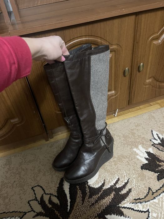 Жіночі чоботи 40 р